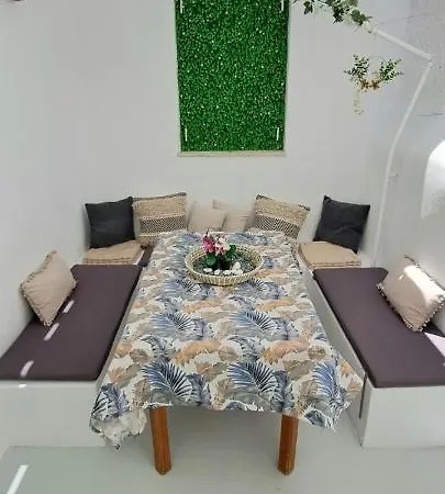 בית נופש Eldimar Loft Mykonos Town